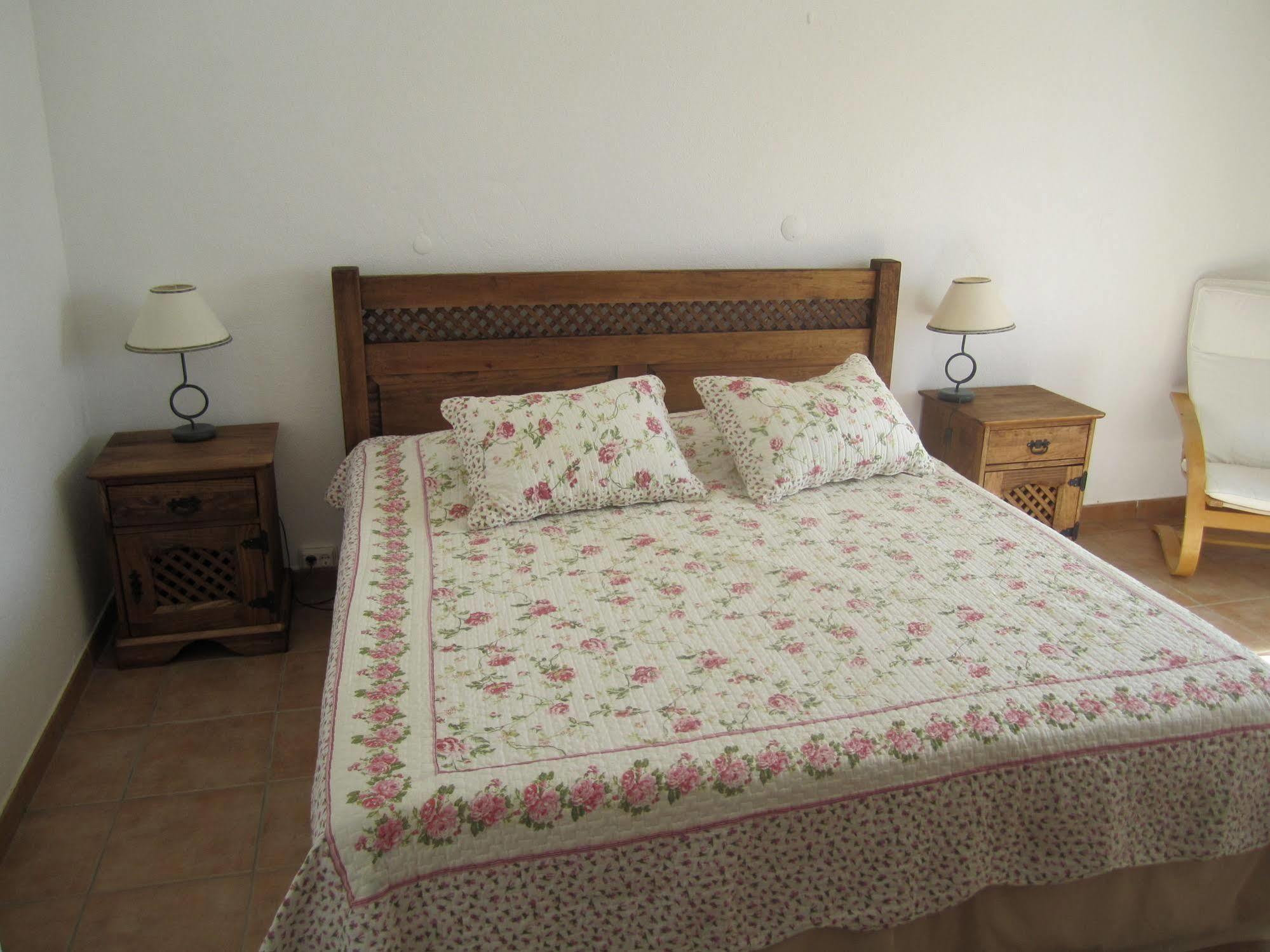 Casa Jardim Oasis Bed and Breakfast Καρβοέιρο Εξωτερικό φωτογραφία